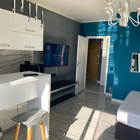 Decebal Lux Apartmán Bukurešť
